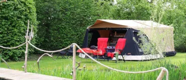 Combi-Camp Country vouwwagen vlak bij huis kamperen