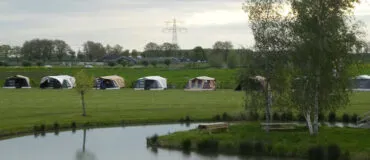 Combi-Camp vouwwagen Club op de camping