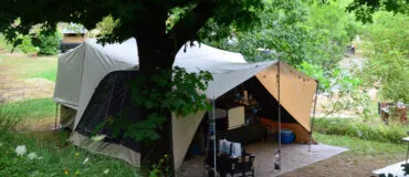 Combi-Camp FLEXI vouwwagen op camping Zuid-Frankrijk