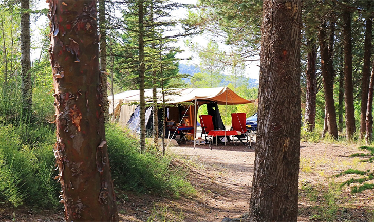 Combi-Camp Country vouwwagen op de camping