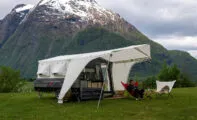 Combi-Camp Country vouwwagen met luifel in Noorwegen